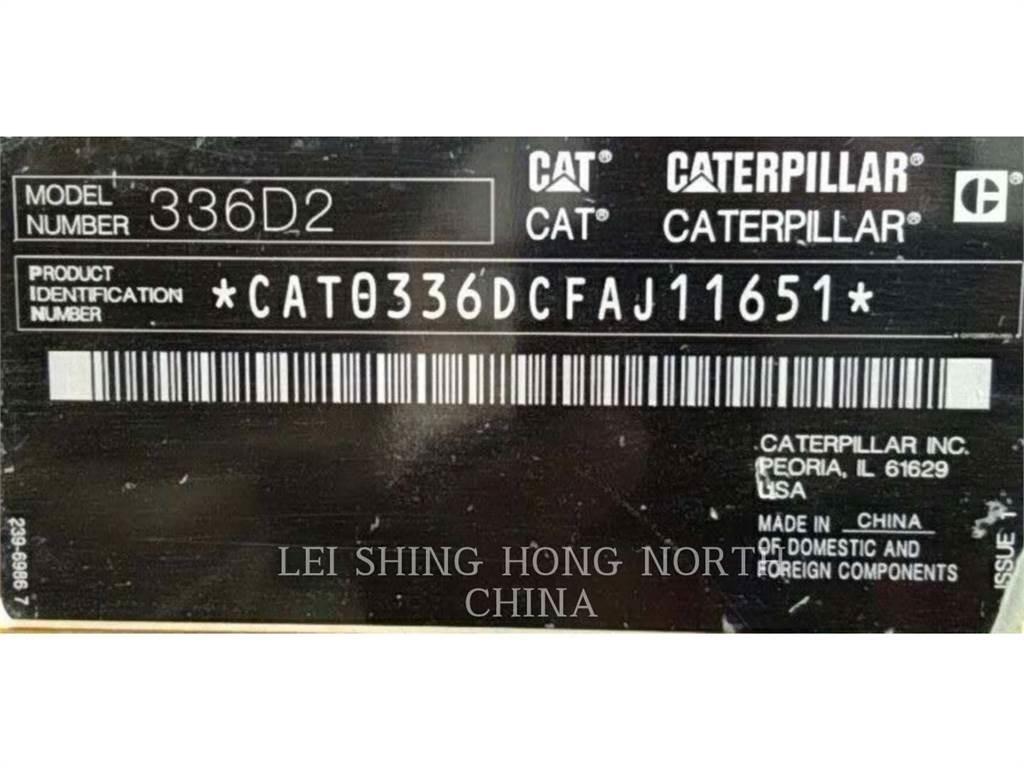 CAT 336D2 حفارات زحافة