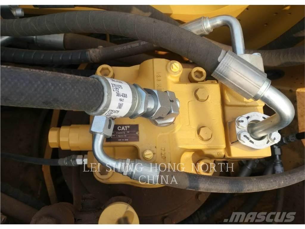 CAT 336D2 حفارات زحافة
