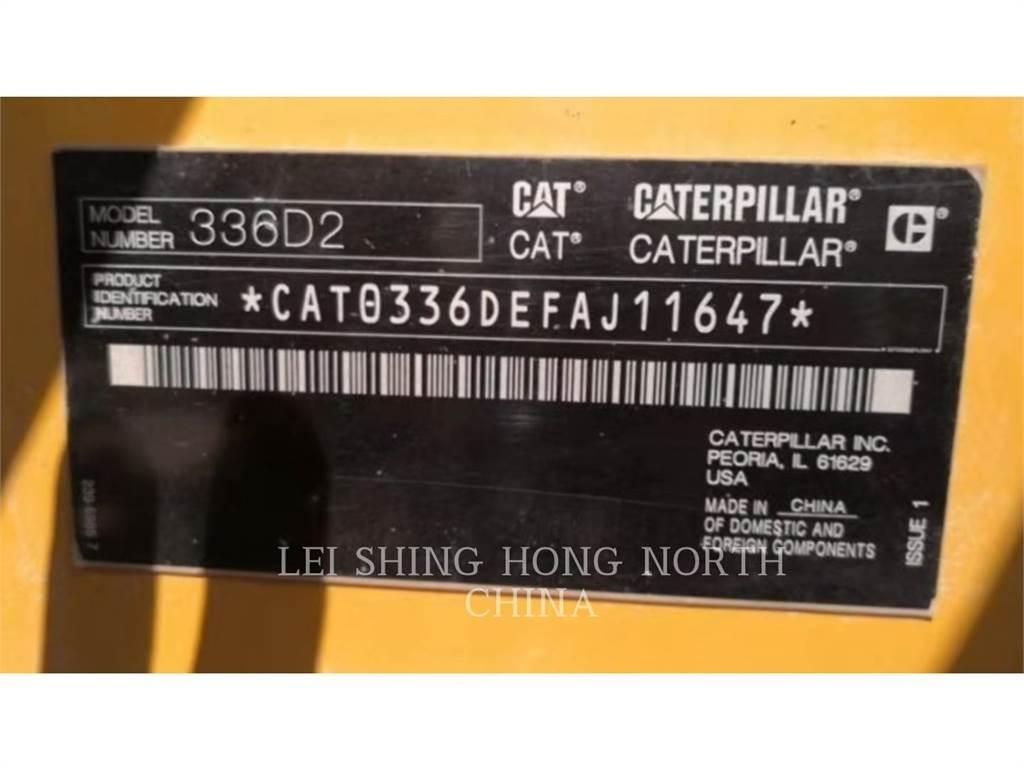 CAT 336D2 حفارات زحافة