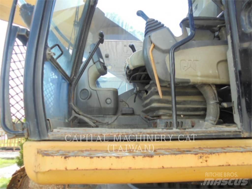 CAT 336DL حفارات زحافة