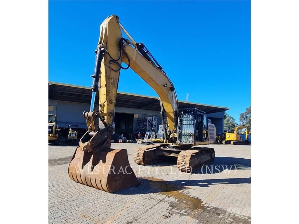 CAT 336EL حفارات زحافة