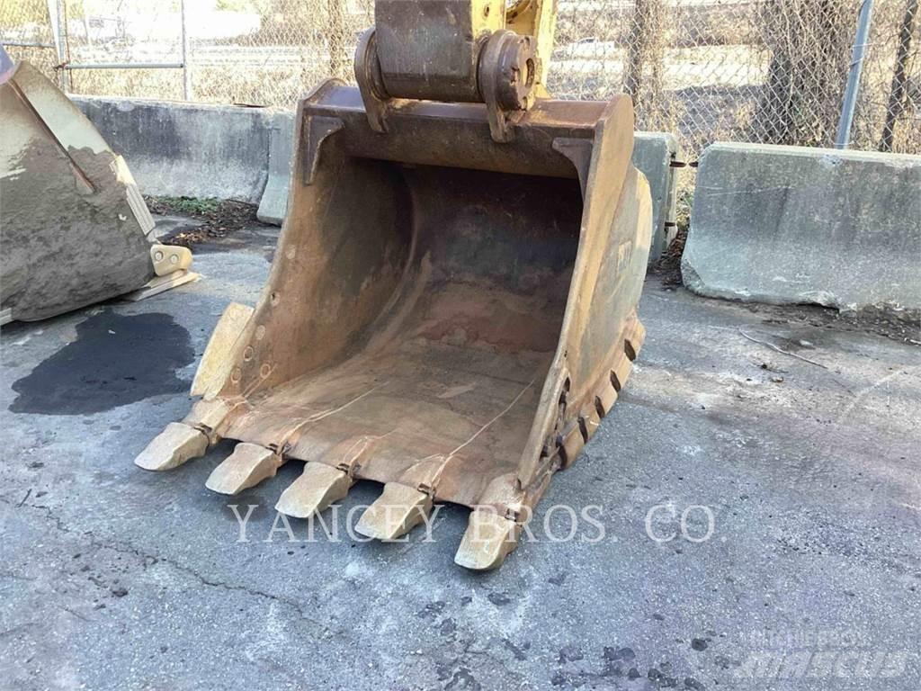 CAT 336EL حفارات زحافة