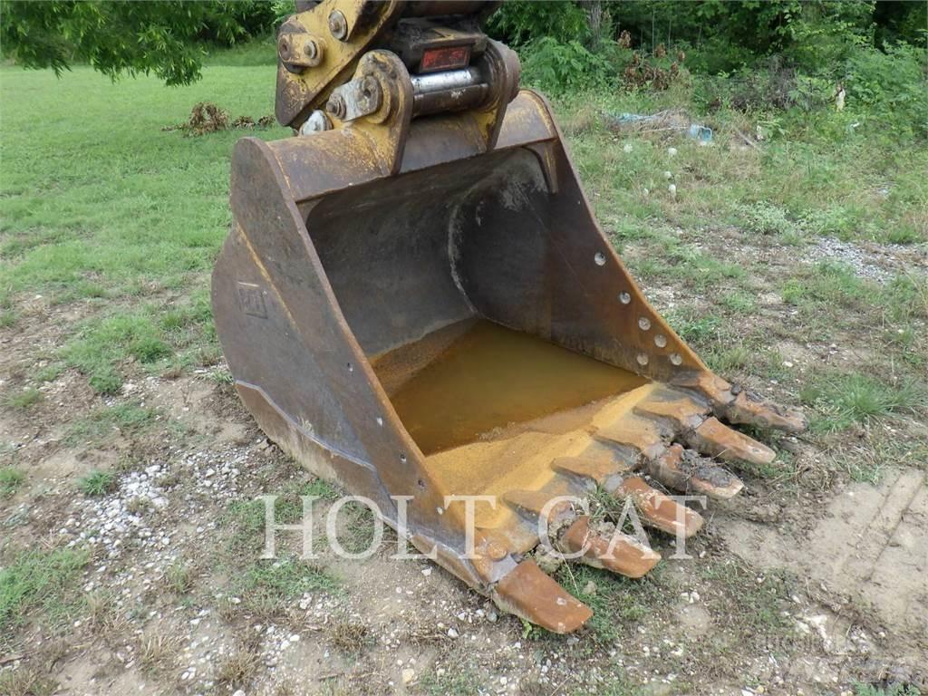 CAT 336EL حفارات زحافة