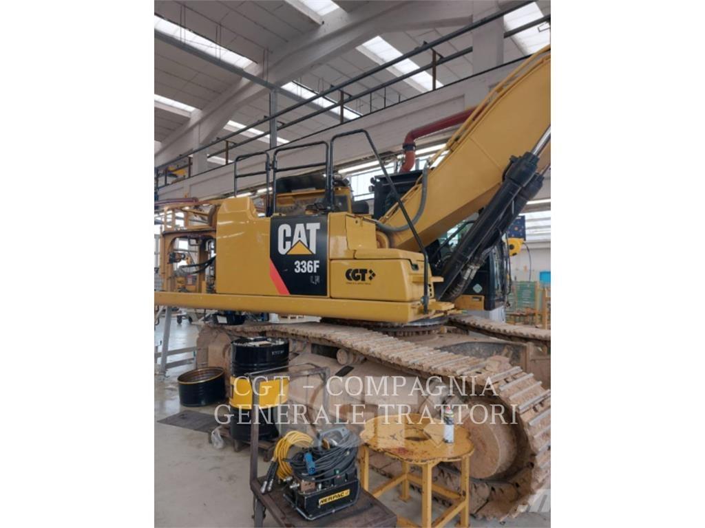 CAT 336F حفارات زحافة