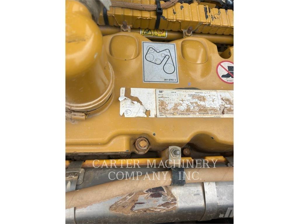 CAT 336FL حفارات زحافة