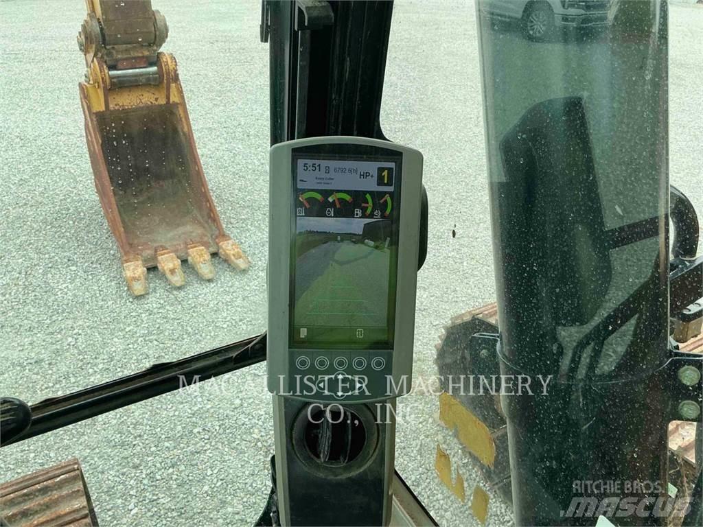 CAT 336FL حفارات زحافة