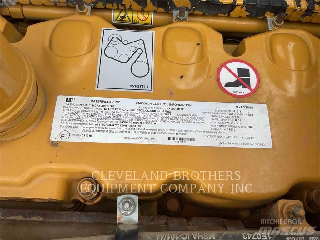 CAT 336FL حفارات زحافة