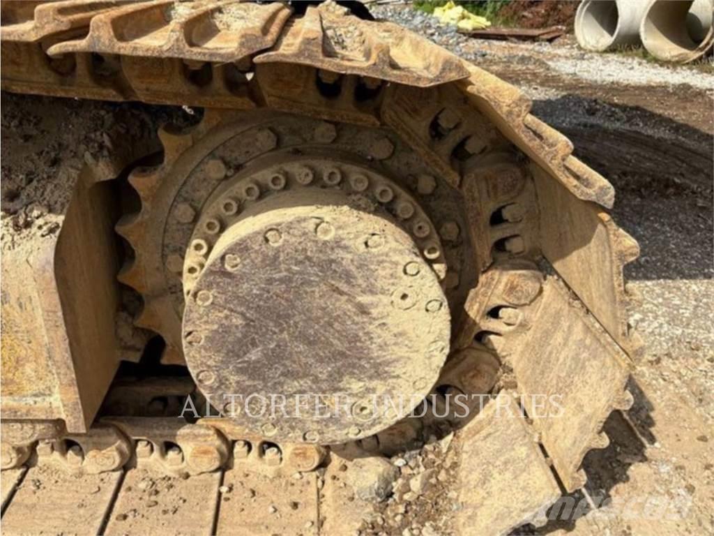 CAT 336FL حفارات زحافة