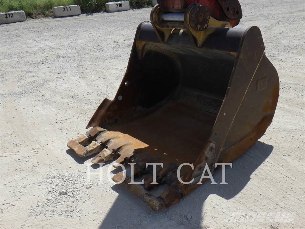 CAT 336FL حفارات زحافة
