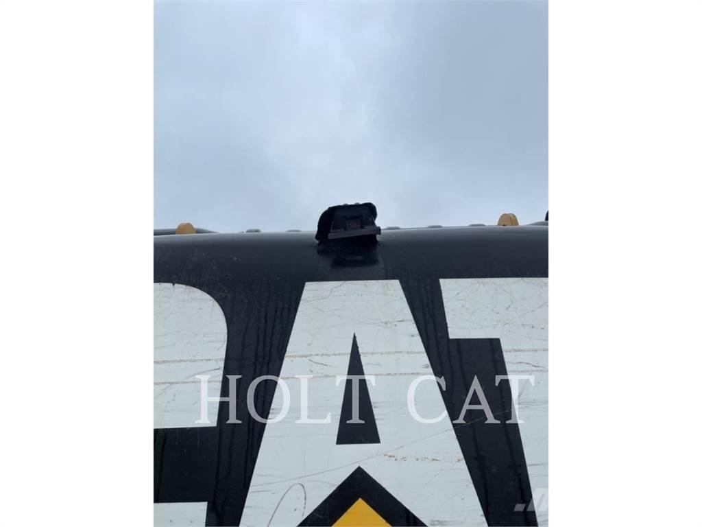 CAT 336FL 12TC حفارات زحافة