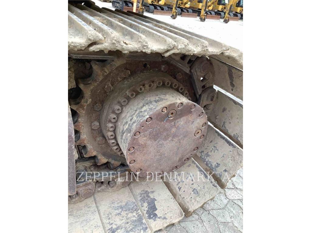 CAT 336FLXE حفارات زحافة