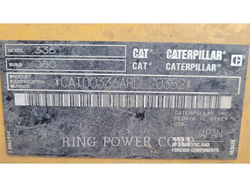 CAT 336HYDTHUM حفارات زحافة