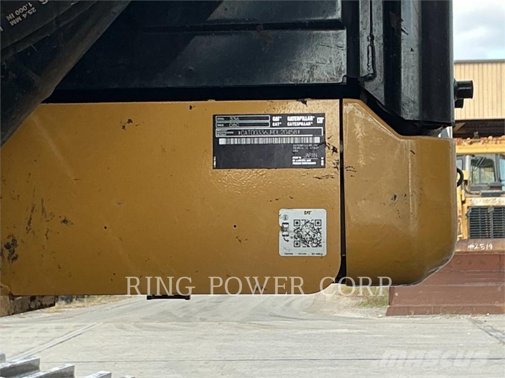 CAT 336HYDTHUM حفارات زحافة