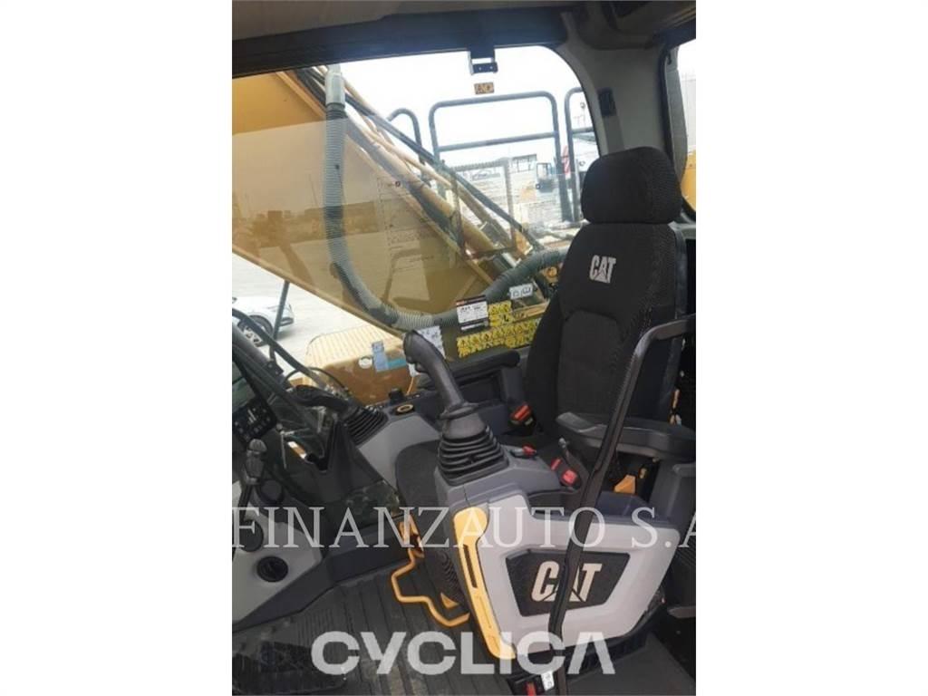 CAT 336NG حفارات زحافة