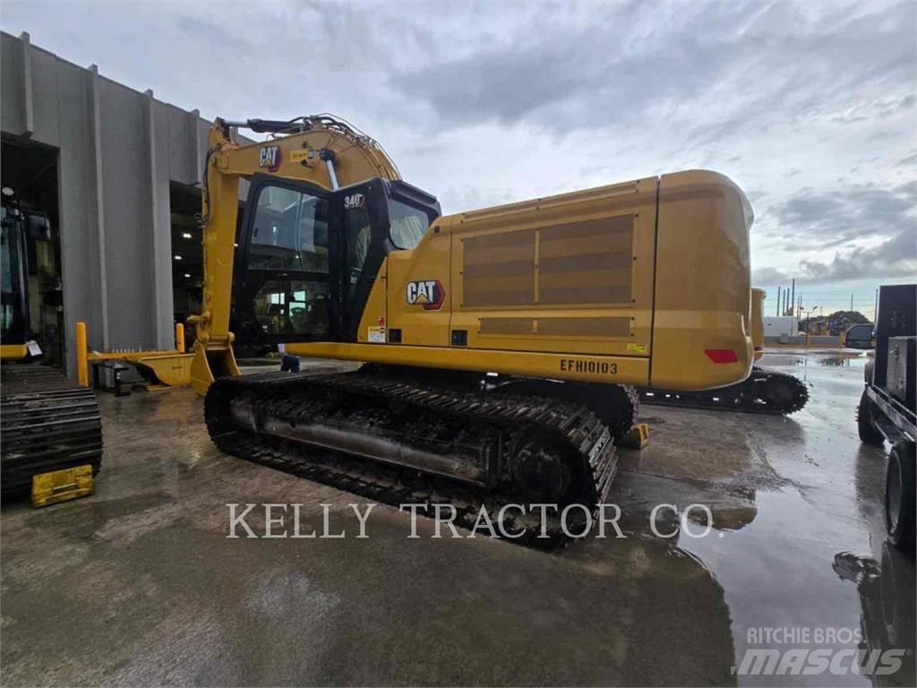 CAT 340 حفارات زحافة