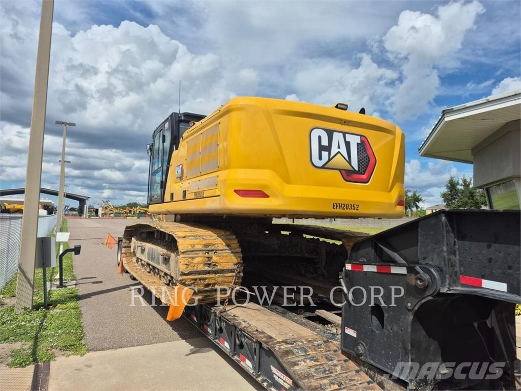 CAT 340 حفارات زحافة