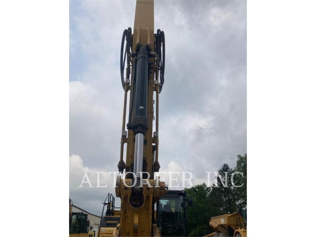 CAT 340-08 حفارات زحافة