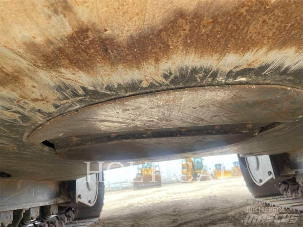 CAT 340 10 TC حفارات زحافة