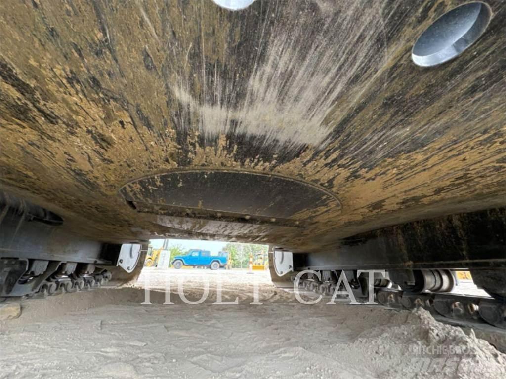 CAT 340 10 TC حفارات زحافة