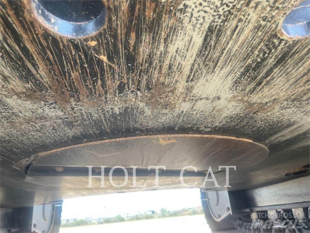 CAT 340 10 TC حفارات زحافة