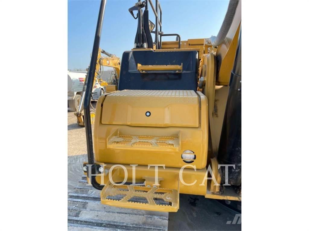 CAT 340 12 حفارات زحافة