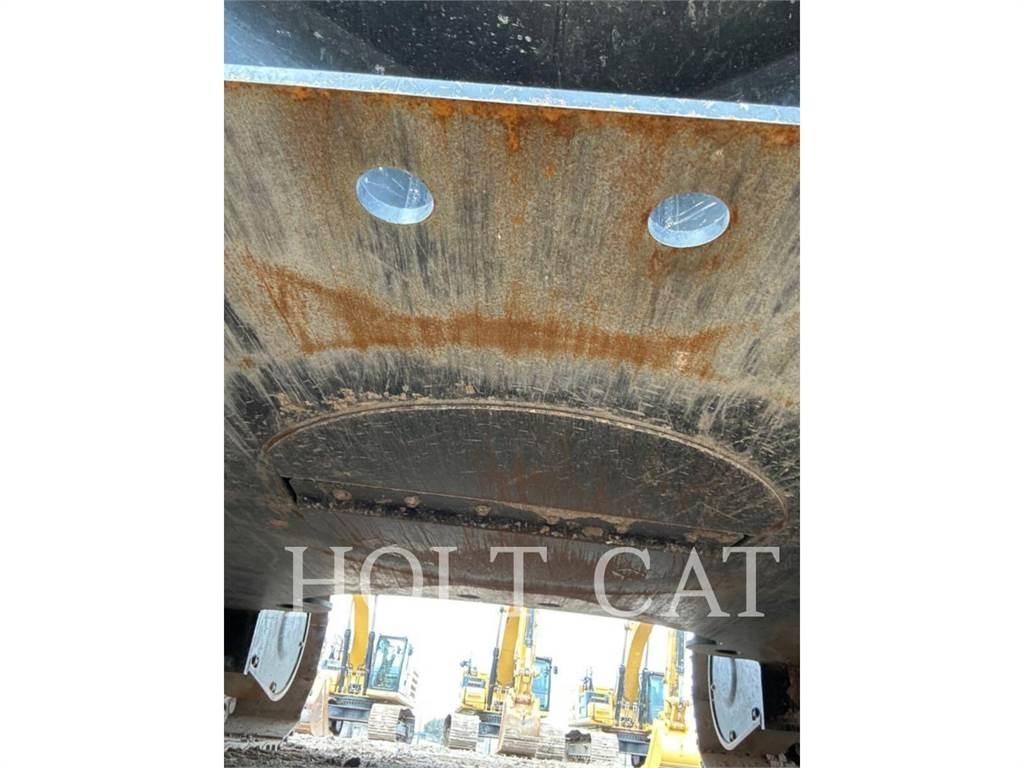 CAT 340 12 TC حفارات زحافة