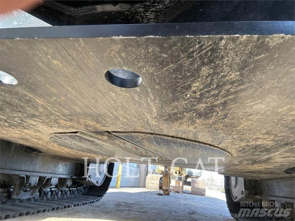 CAT 340 12 TC لوادر بعجل