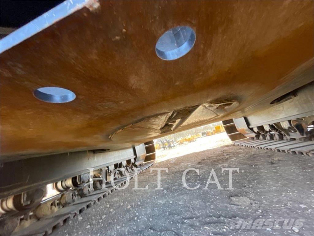CAT 340 12 TC حفارات زحافة