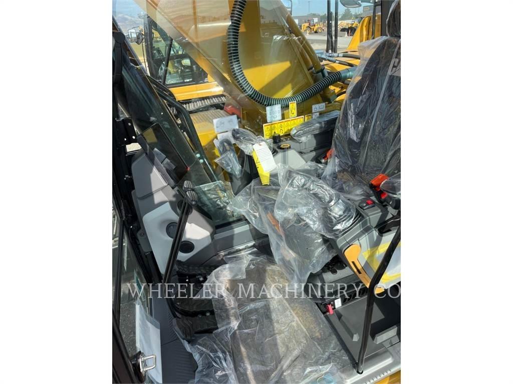 CAT 340 CF حفارات زحافة