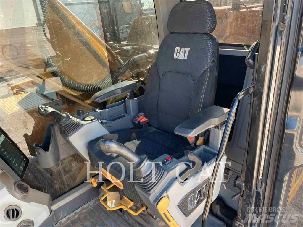 CAT 34008 حفارات زحافة