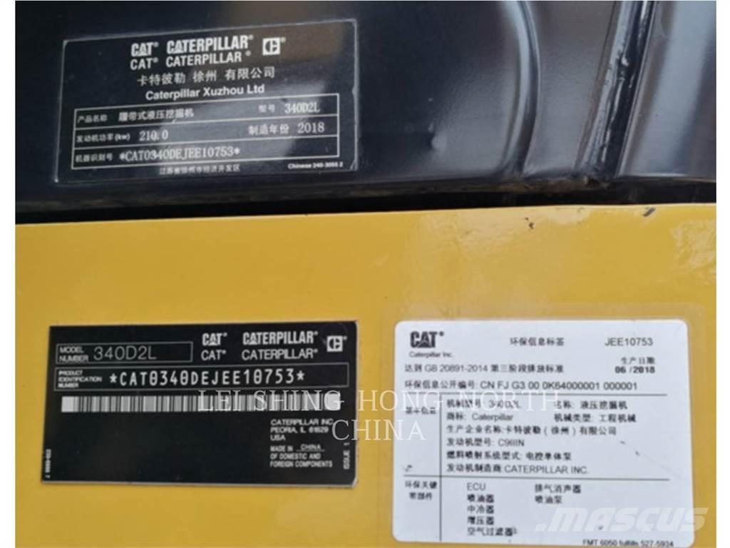 CAT 340D2L حفارات زحافة