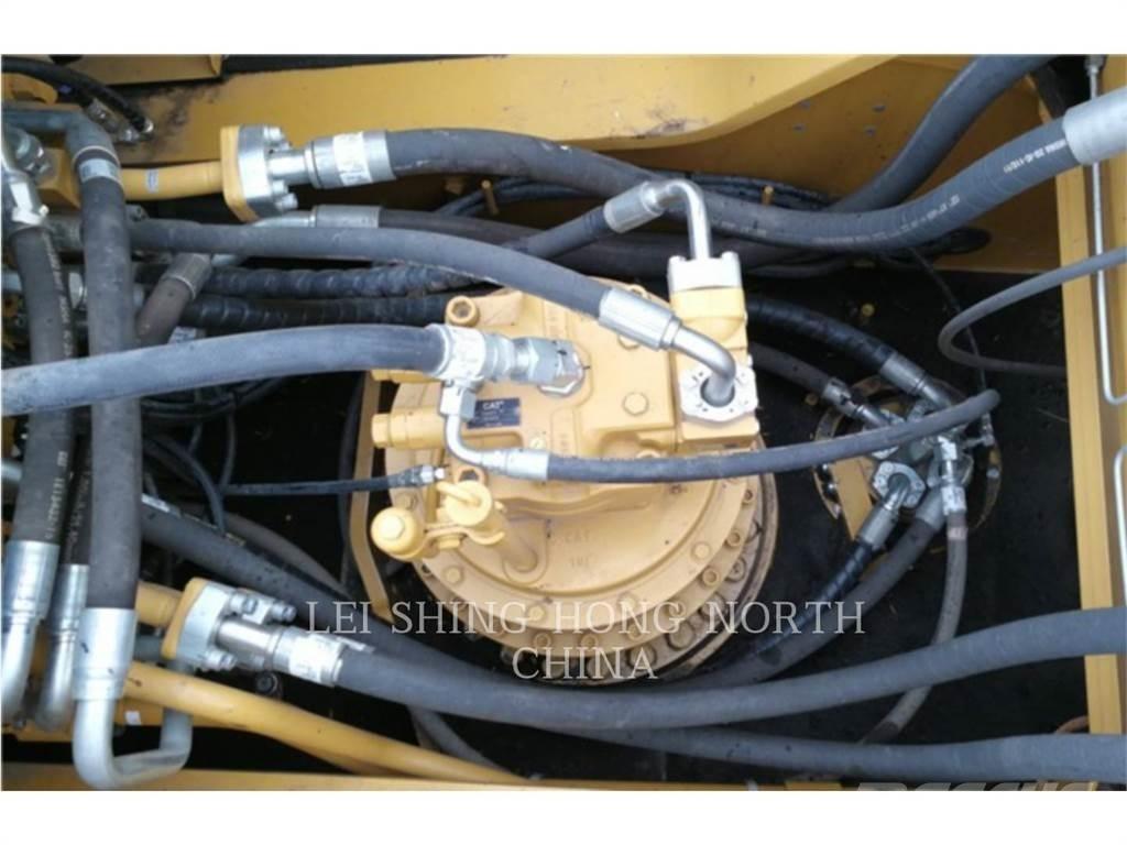 CAT 340D2L حفارات زحافة