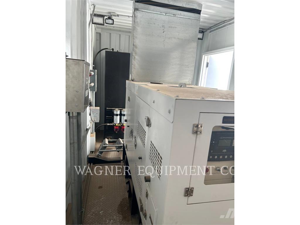 CAT 3412C 800KW مولدات أخرى