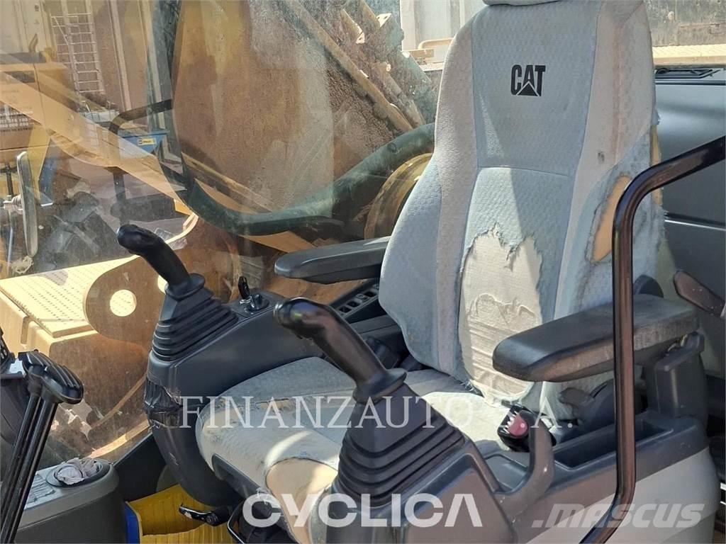 CAT 345D حفارات زحافة