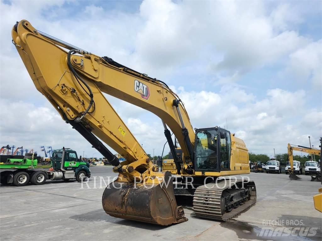 CAT 349 حفارات زحافة