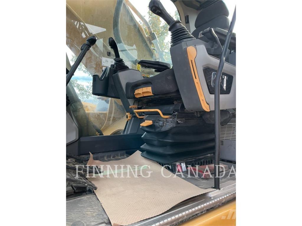 CAT 349-07 حفارات زحافة