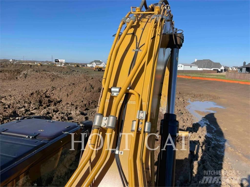 CAT 349 11 حفارات زحافة