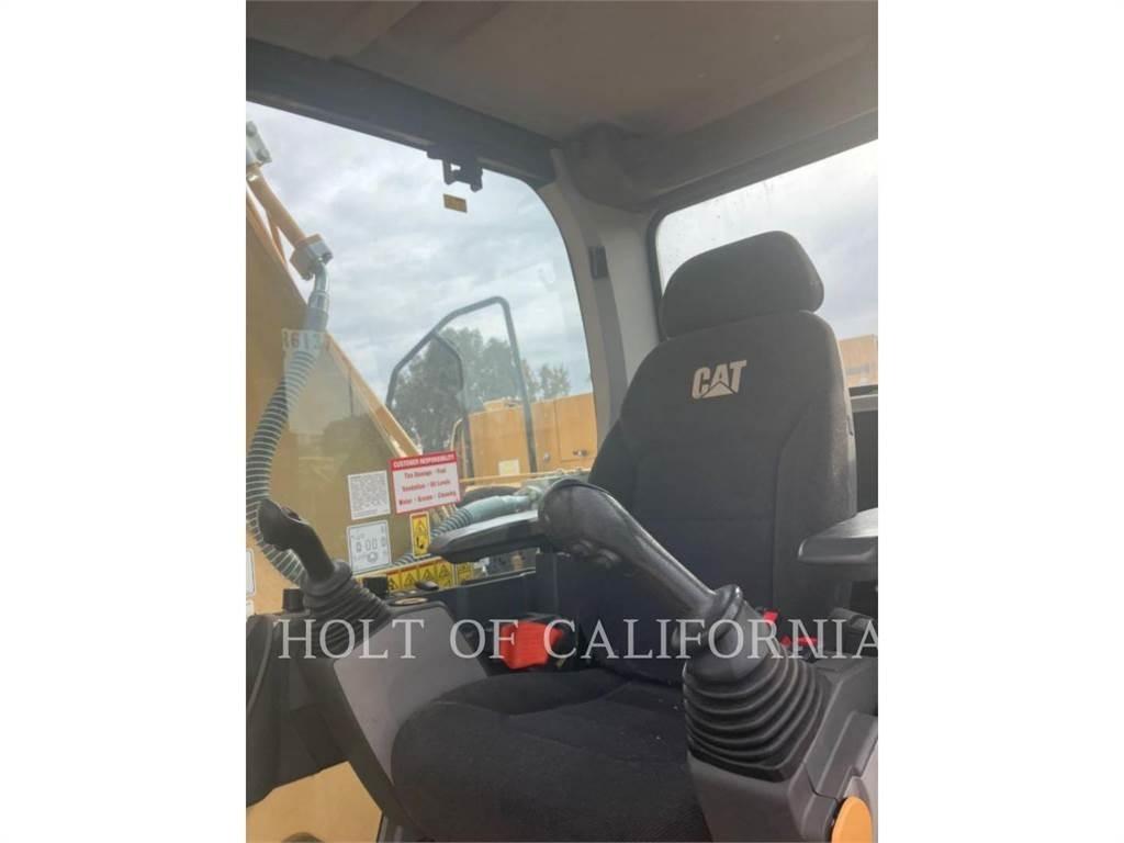 CAT 349 2D حفارات زحافة