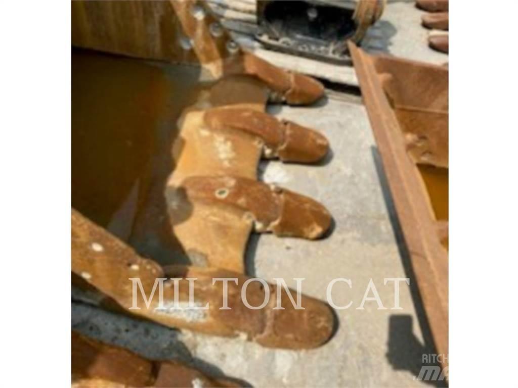 CAT 349 BUCKET 55IN دلاء