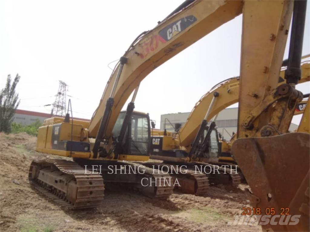 CAT 349D2 حفارات زحافة