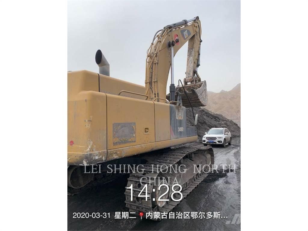 CAT 349D2 حفارات زحافة