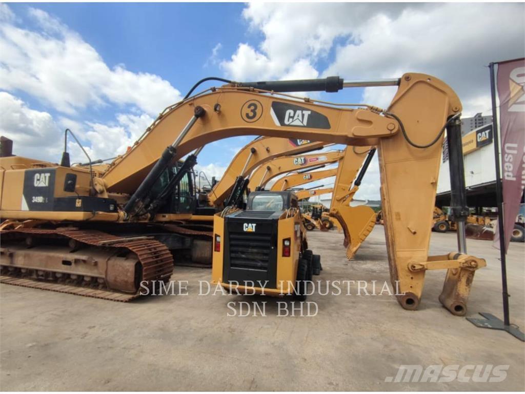 CAT 349D2L حفارات زحافة