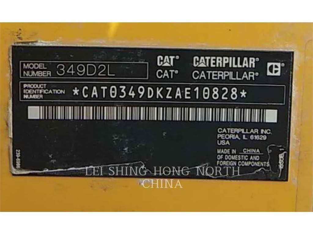 CAT 349D2L حفارات زحافة