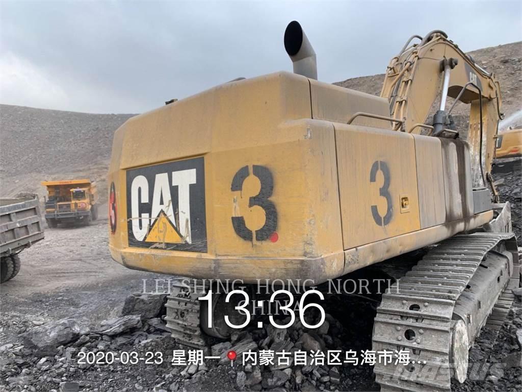 CAT 349D2L حفارات زحافة