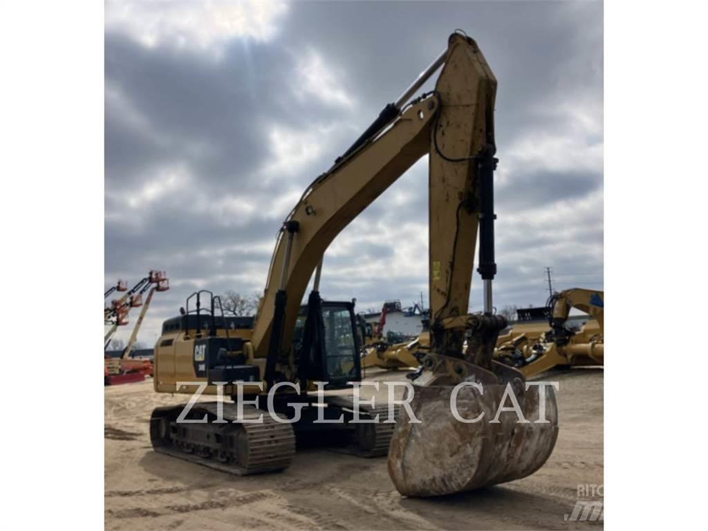CAT 349E حفارات زحافة