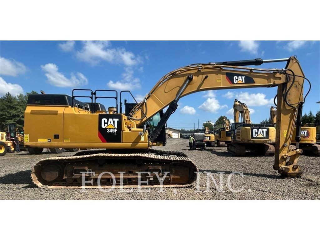 CAT 349FL حفارات زحافة