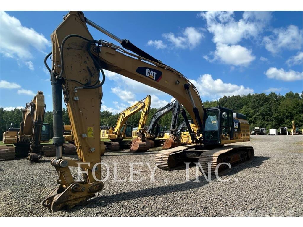 CAT 349FL حفارات زحافة