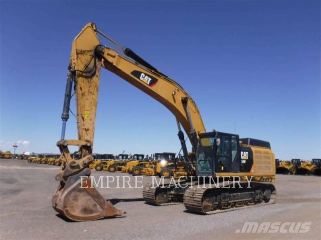 CAT 349FL حفارات زحافة