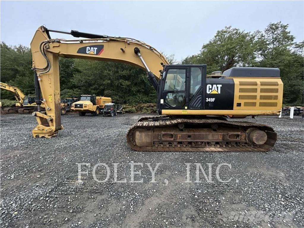 CAT 349FL حفارات زحافة