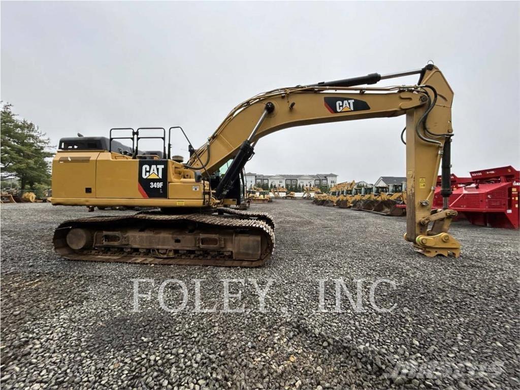 CAT 349FL حفارات زحافة